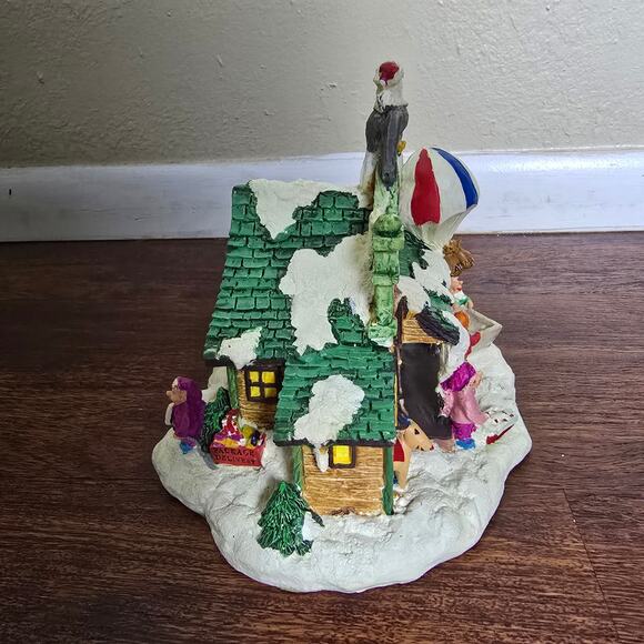 Vintage Santa's Town at the North Pole Christmas Village Post Office in Box - Picture 5 of 9